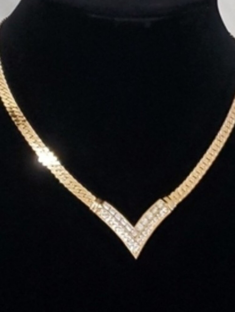Christian Dior choker necklace